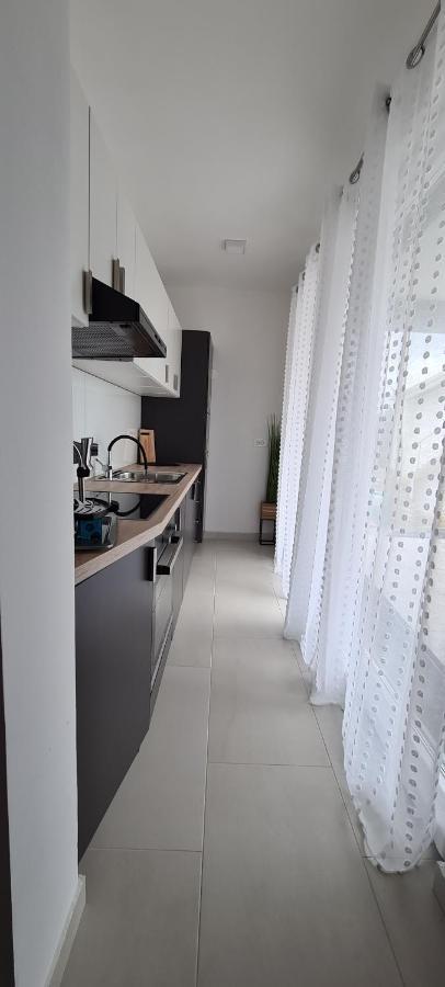נובליה Apartments House Novel מראה חיצוני תמונה