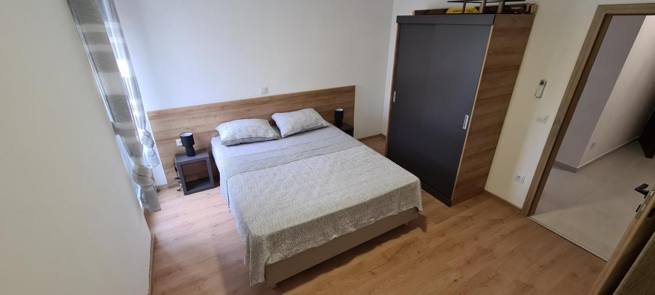 נובליה Apartments House Novel מראה חיצוני תמונה